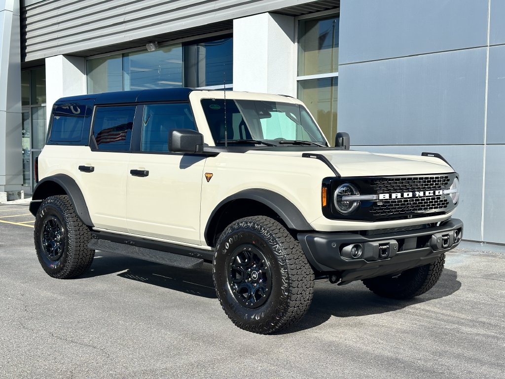 2026 Ford Bronco Badlands SUV