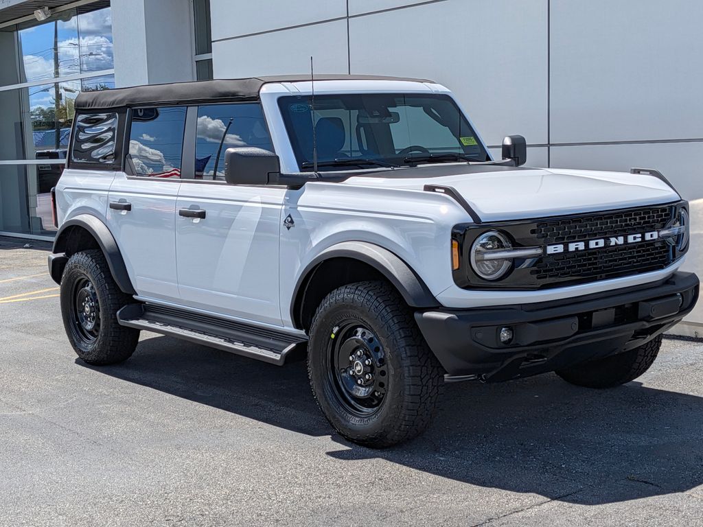 2026 Ford Bronco Outer Banks SUV