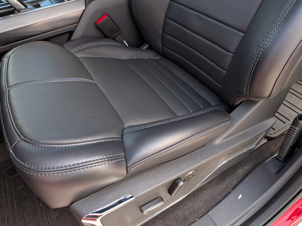2025 Ford F-150 Platinum - Photo 27