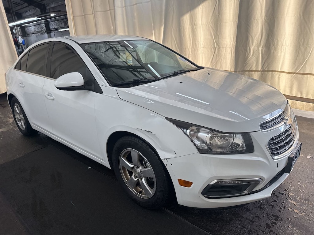 Used 2015 Chevrolet Cruze 1LT Auto Sedan