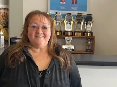 Staff member Vickie Duggan from ID_353090527458