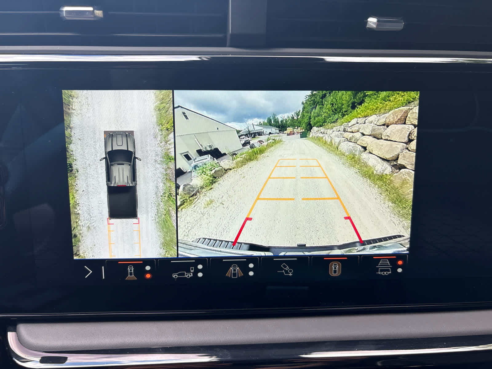 2025 GMC Sierra 2500HD AT4X - Photo 19