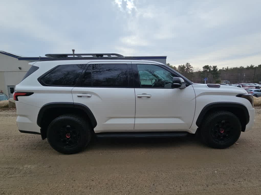 2023 Toyota Sequoia TRD Pro - Photo 6