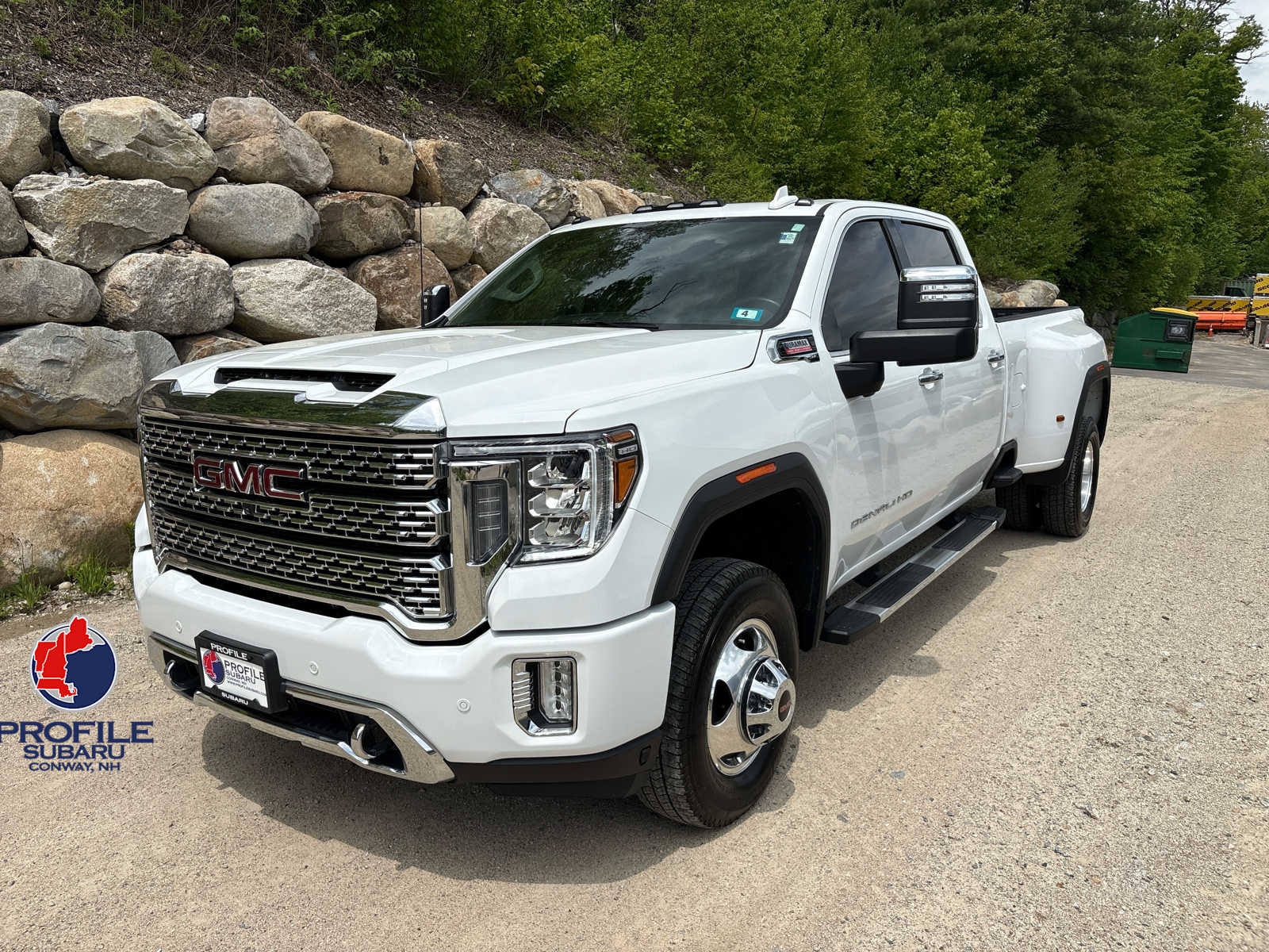 2022 GMC Sierra 4WD Crew Cab Long Box DRW Denali's photo