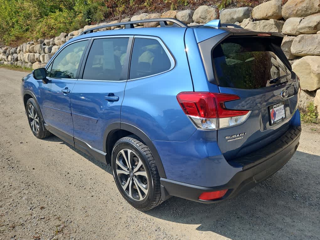 2022 Subaru Forester Limited photo 3
