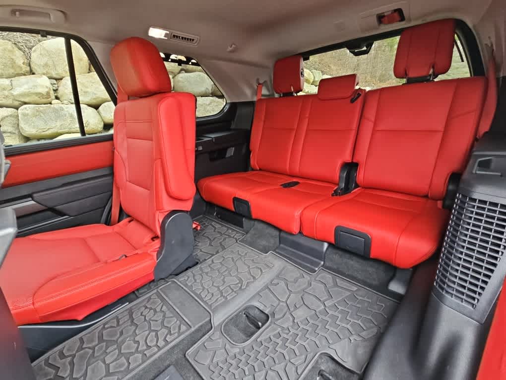 2023 Toyota Sequoia TRD Pro - Photo 16