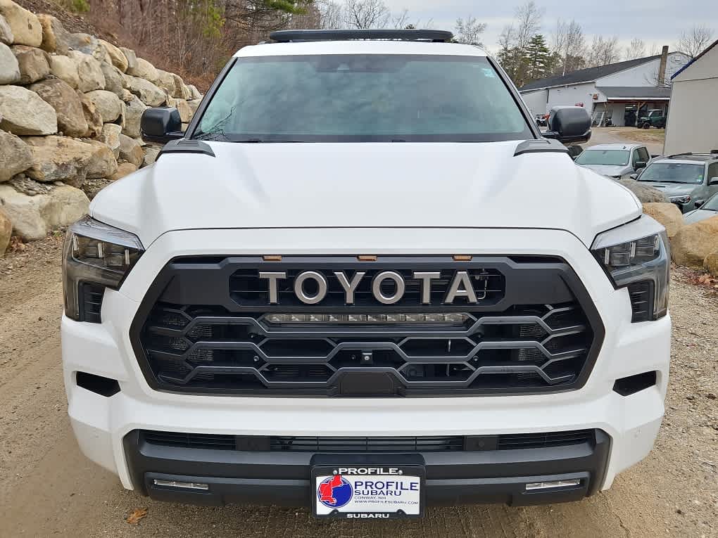 2023 Toyota Sequoia TRD Pro - Photo 8