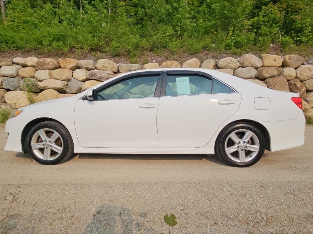 Used 2013 Toyota Camry SE with VIN 4T1BF1FK6DU281902 for sale in Conway, NH