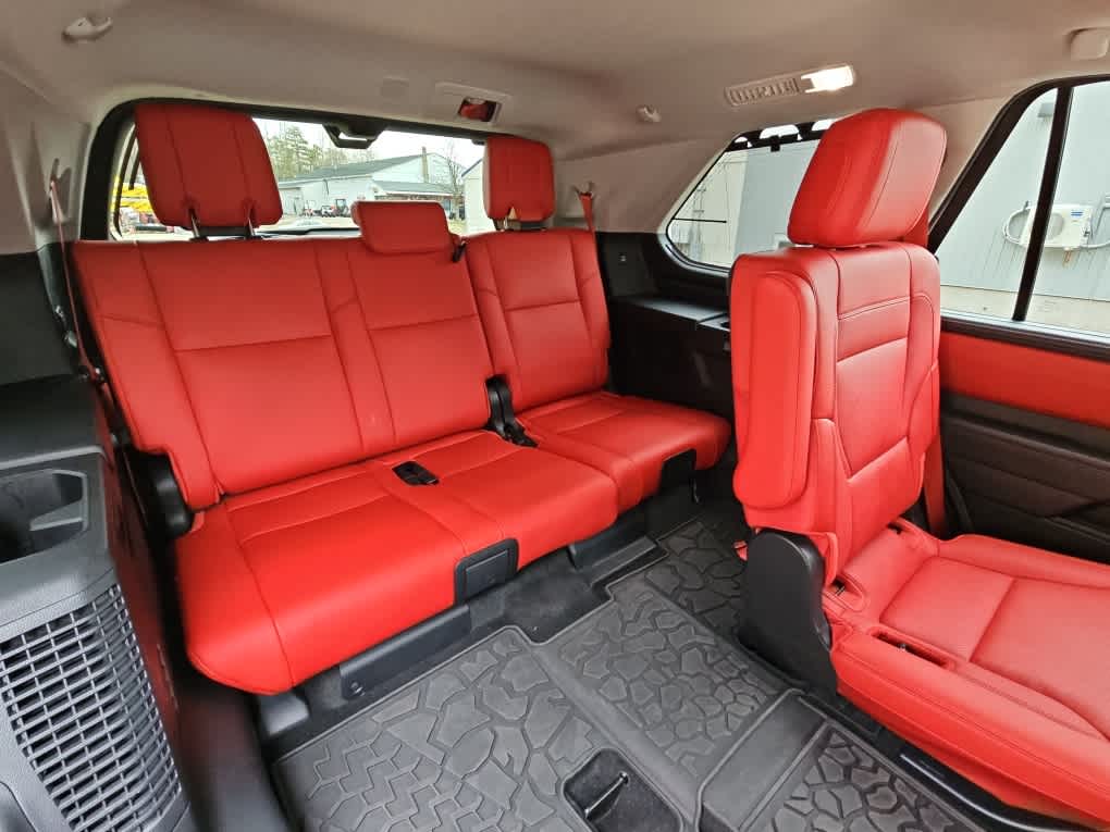 2023 Toyota Sequoia TRD Pro - Photo 11