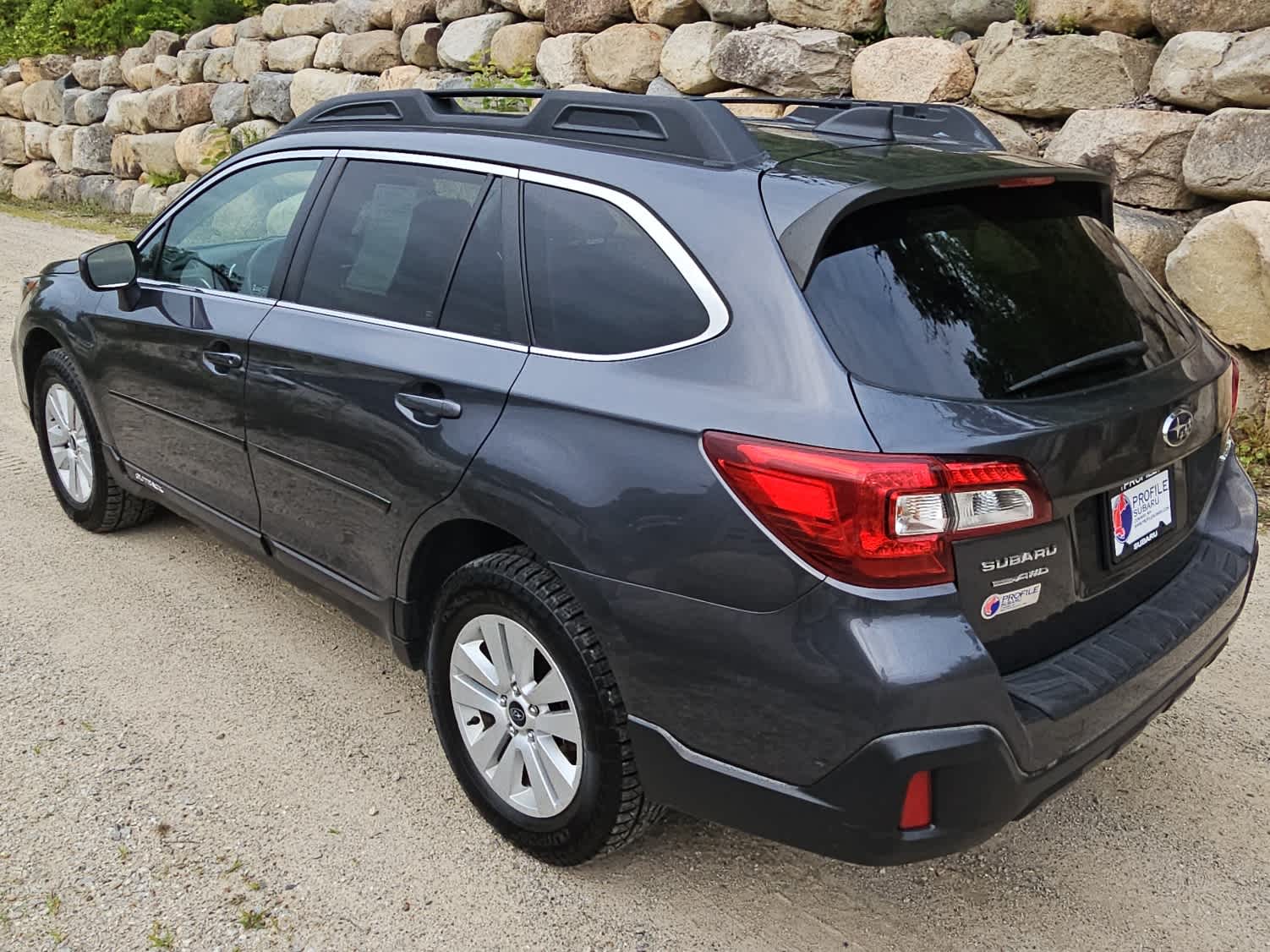 2019 Subaru Outback Premium 2.5i photo 3