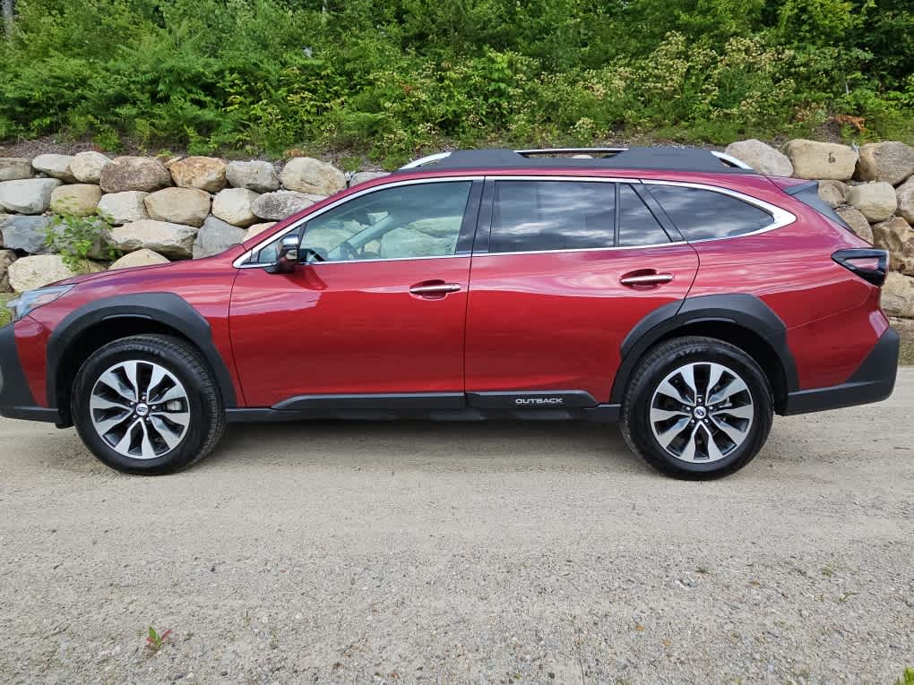 2024 Subaru Outback Touring XT photo 2