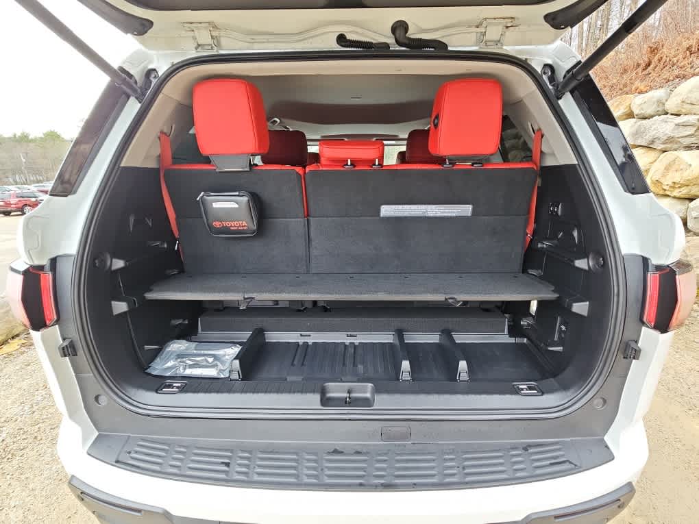 2023 Toyota Sequoia TRD Pro - Photo 12