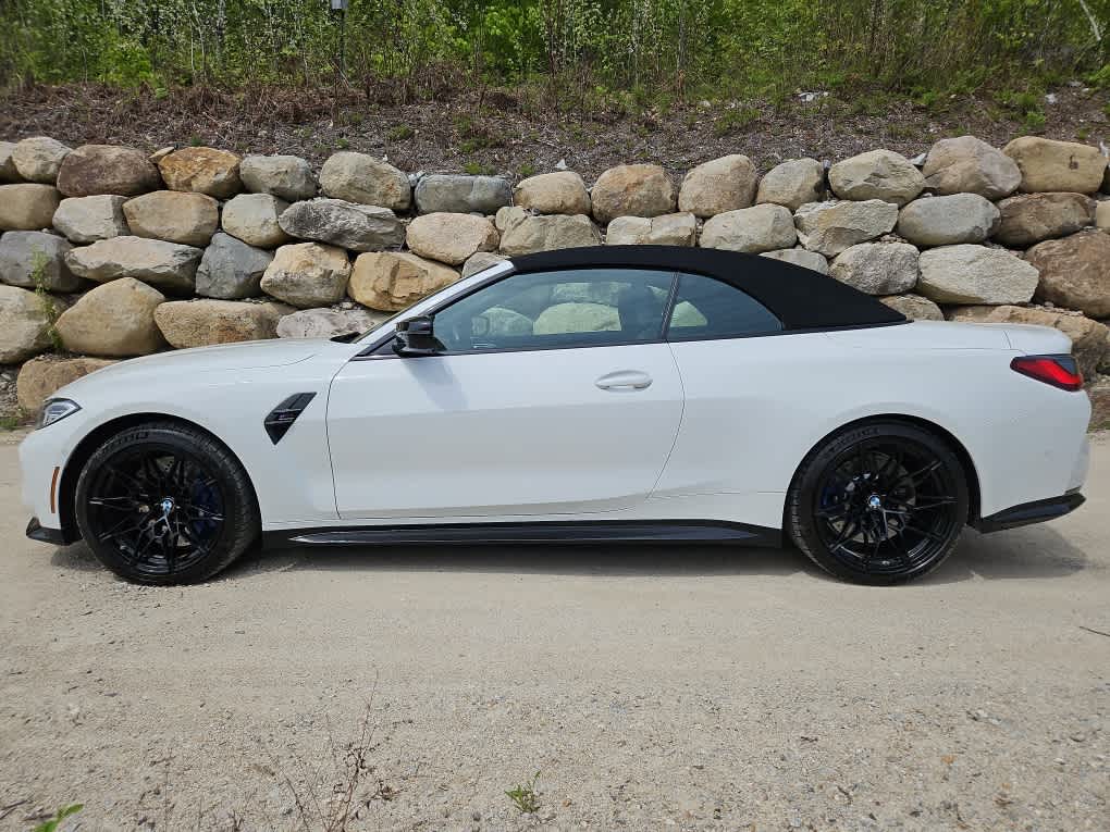 Used 2022 BMW M4 Convertible Base with VIN WBS33BA06NCH51152 for sale in Conway, NH
