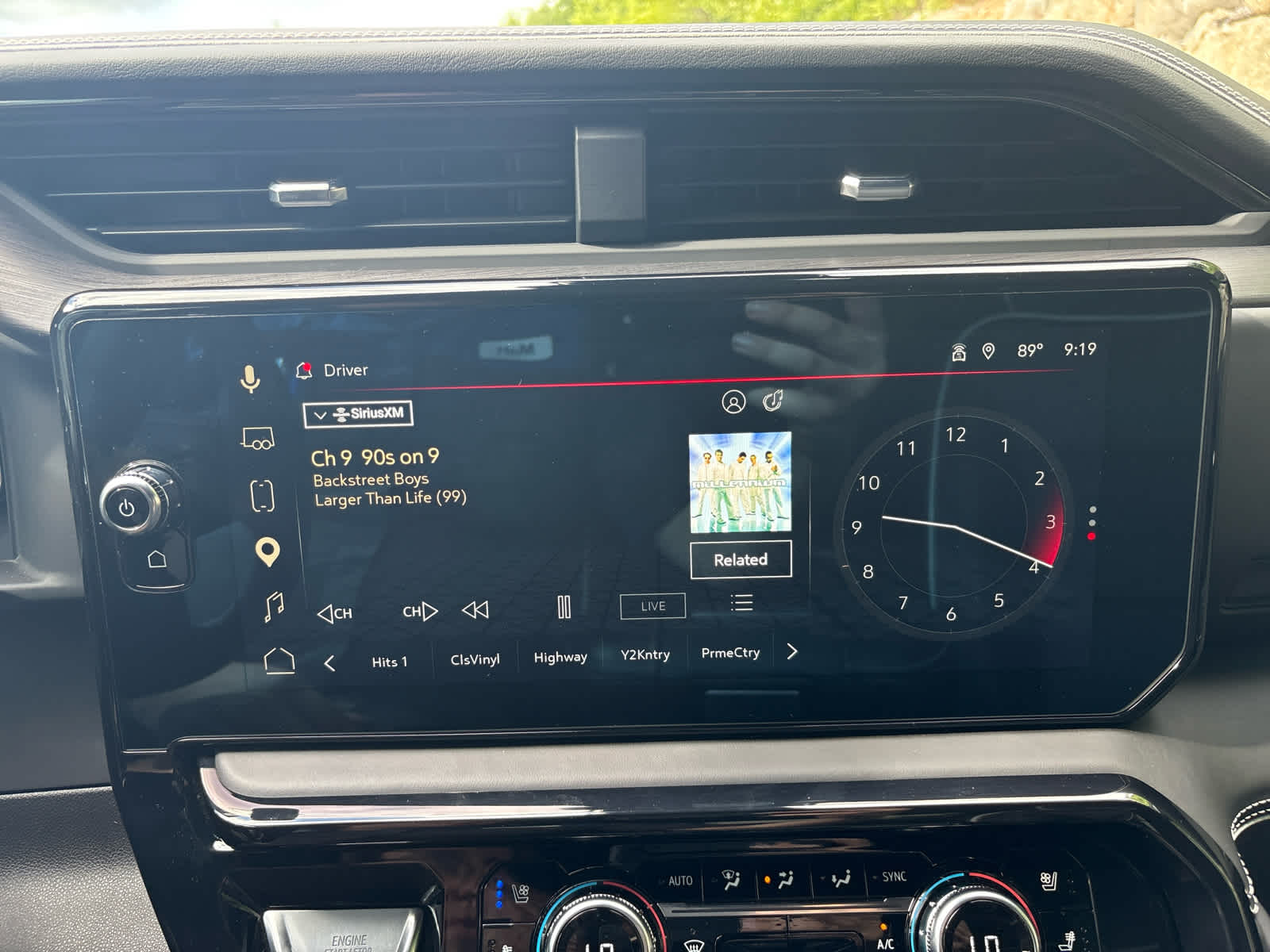 2025 GMC Sierra 2500HD AT4X - Photo 18
