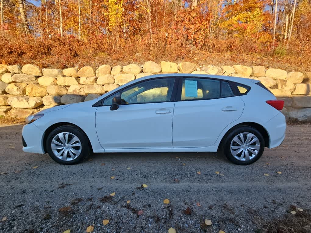 2023 Subaru Impreza Base photo 2