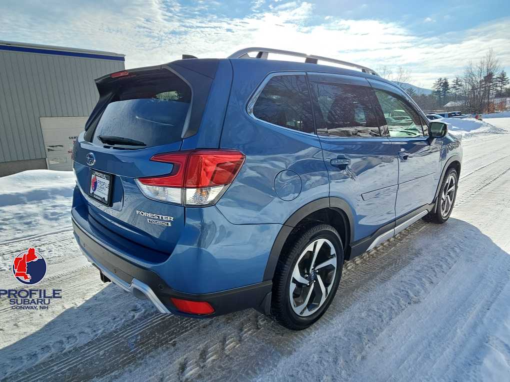 2024 Subaru Forester Touring's photo