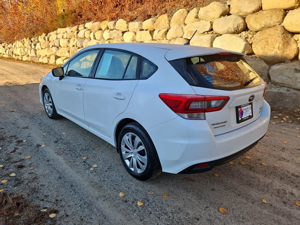 2023 Subaru Impreza Base photo 3