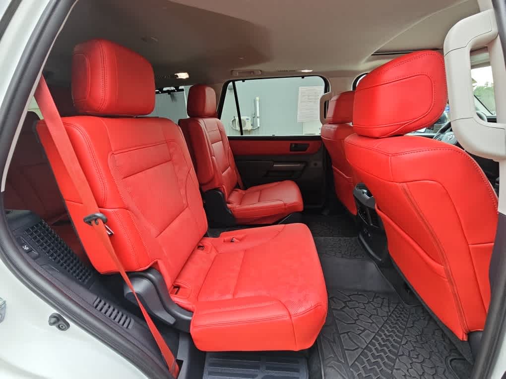 2023 Toyota Sequoia TRD Pro - Photo 10