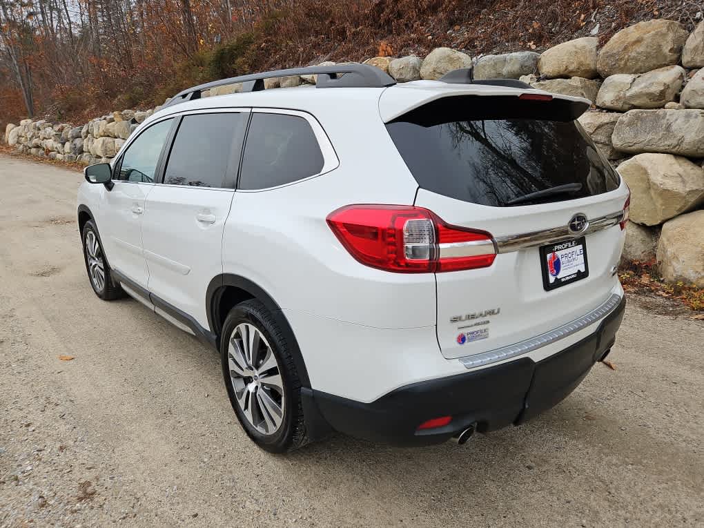 2019 Subaru Ascent Limited photo 3
