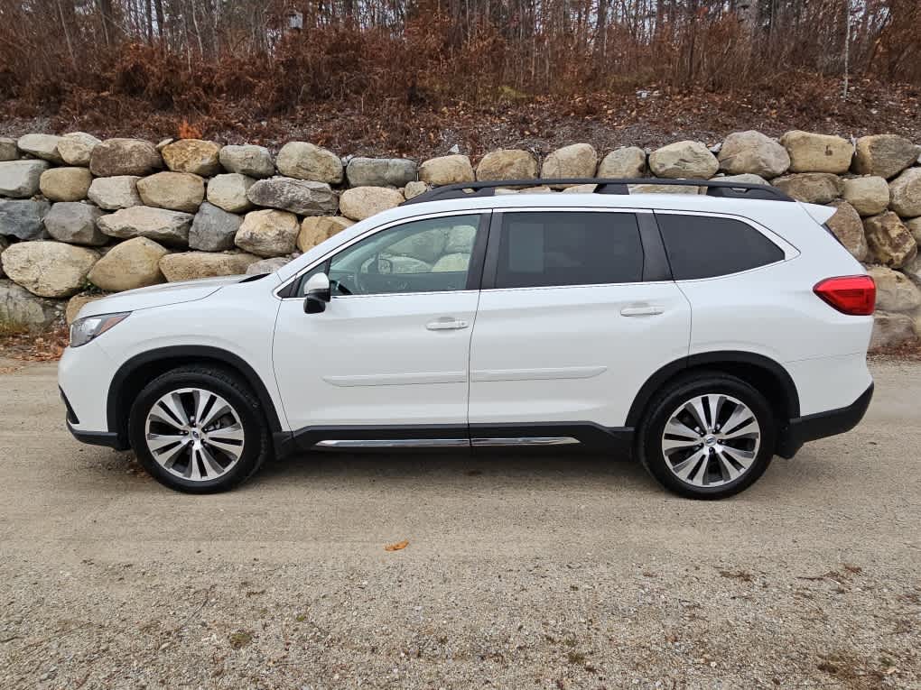 2019 Subaru Ascent Limited photo 2