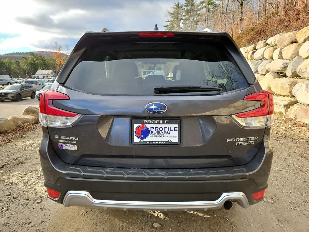 2023 Subaru Forester Touring photo 3