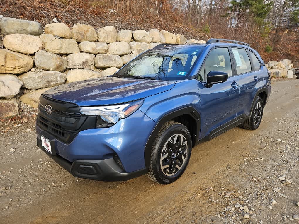 2025 Subaru Forester Base's photo