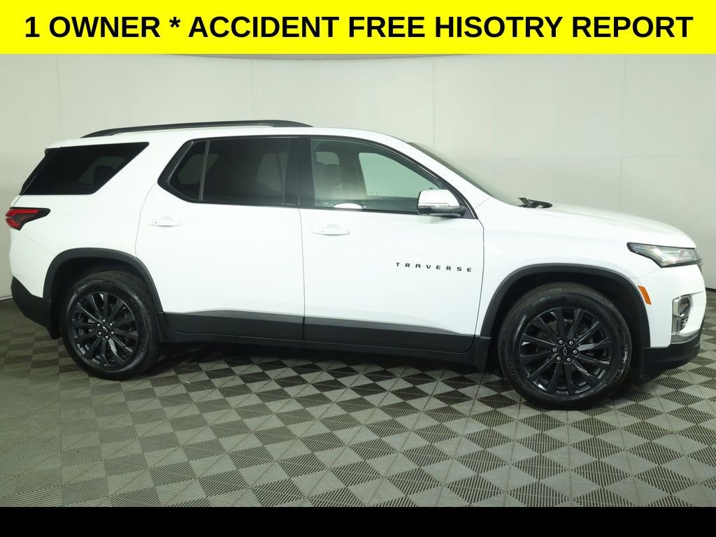 Used 2023 Chevrolet Traverse RS SUV