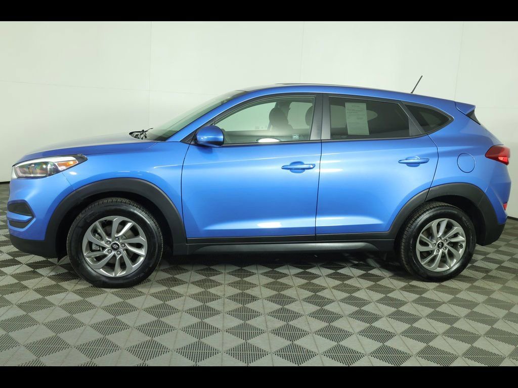 Used 2017 Hyundai Tucson SE with VIN KM8J23A48HU575951 for sale in Massillon, OH