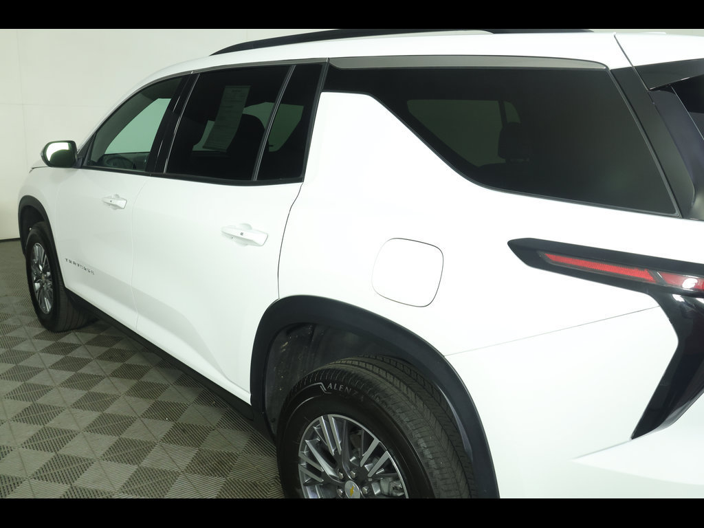 2025 Chevrolet Traverse LT - Photo 19