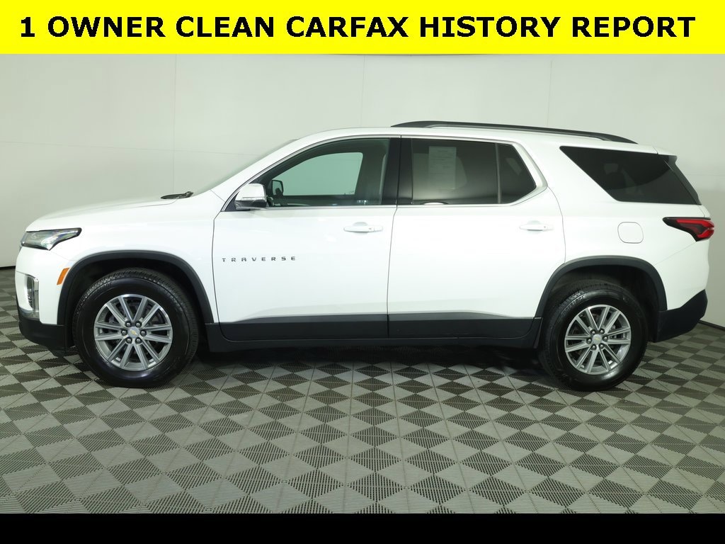 Used 2023 Chevrolet Traverse LT Cloth SUV