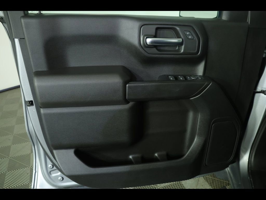 2023 Chevrolet Silverado 1500 Custom - Photo 21