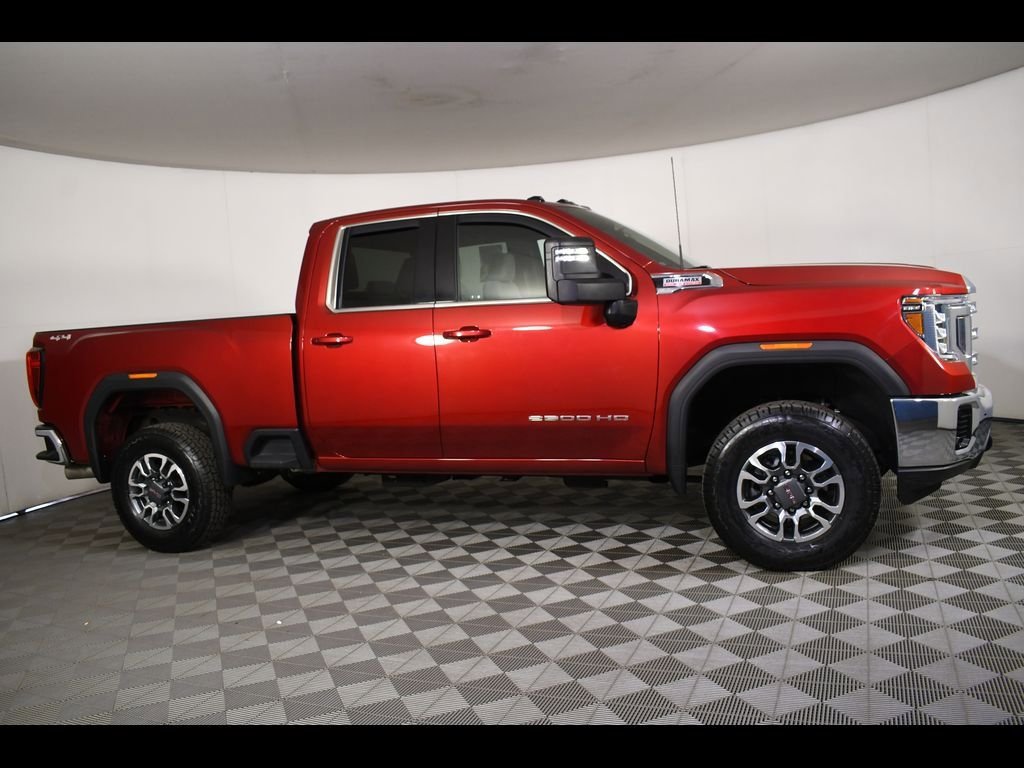 2022 Gmc Sierra 2500 HD SLE photo 2