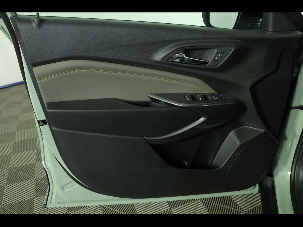 2026 Chevrolet Trax Activ - Photo 19