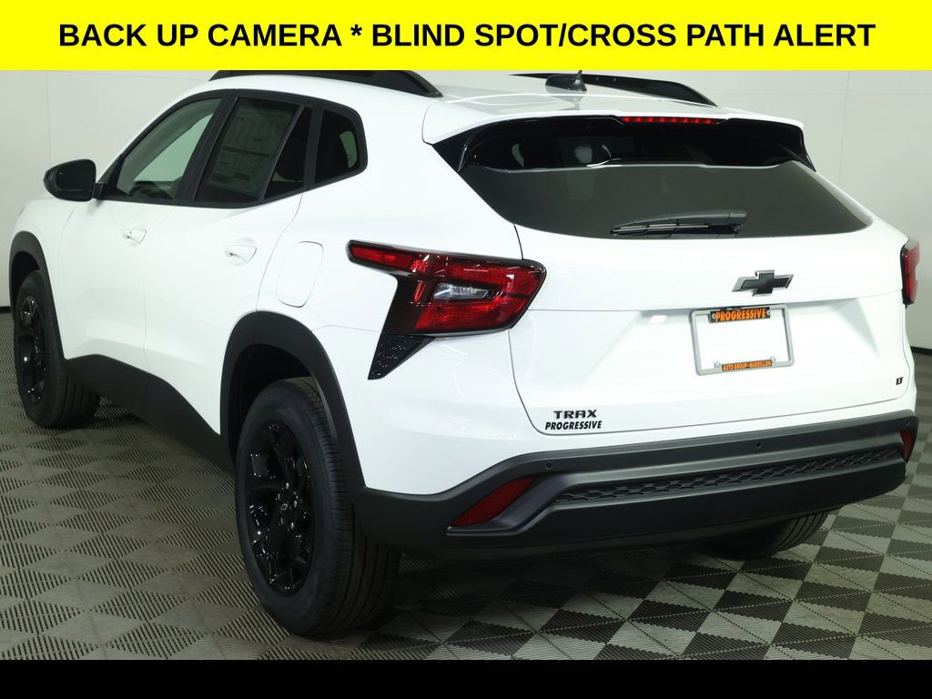 2026 Chevrolet Trax LT - Photo 7