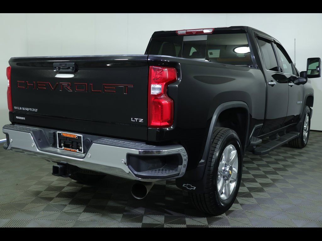 2022 Chevrolet Silverado 2500HD LTZ - Photo 14