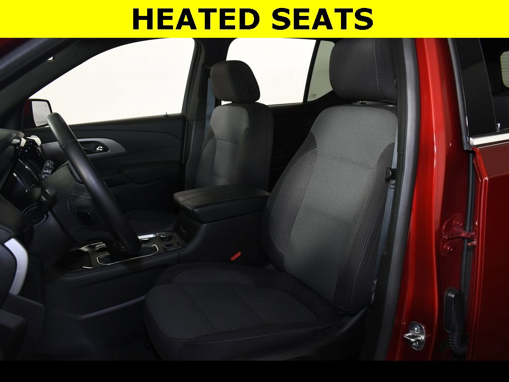 2024 Chevrolet Traverse Cloth photo 3