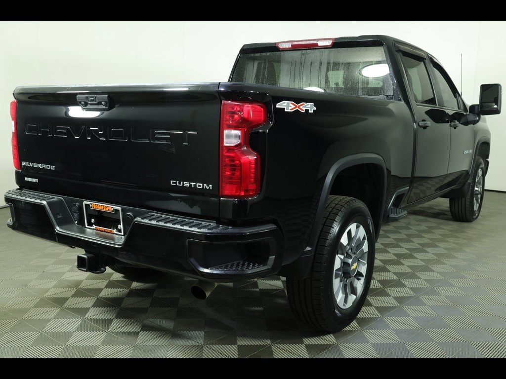 Used 2022 Chevrolet Silverado 2500 HD Custom Truck