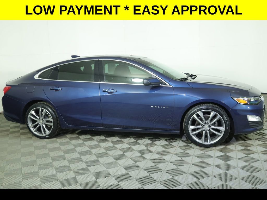 Used 2022 Chevrolet Malibu 1LT with VIN 1G1ZD5ST8NF126975 for sale in Massillon, OH