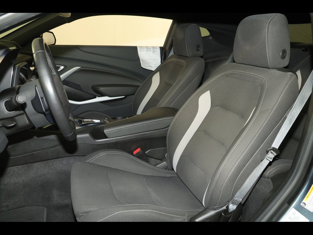 2022 Chevrolet Camaro 1LS 1LT photo 3