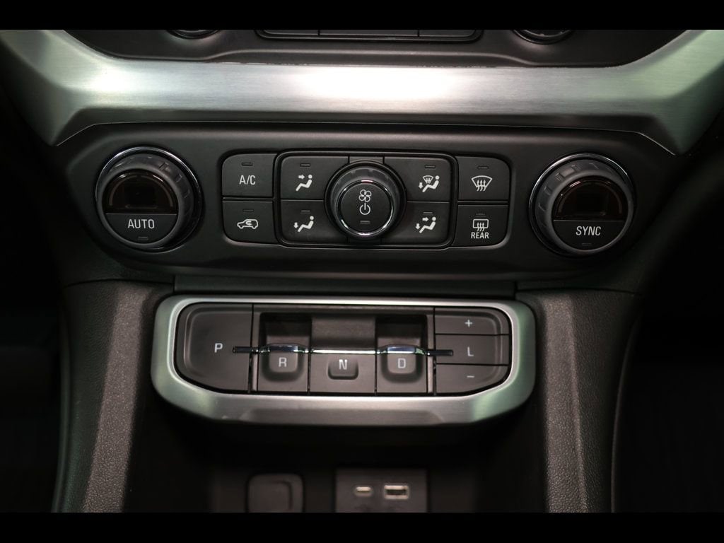 2023 GMC Acadia SLE - Photo 27
