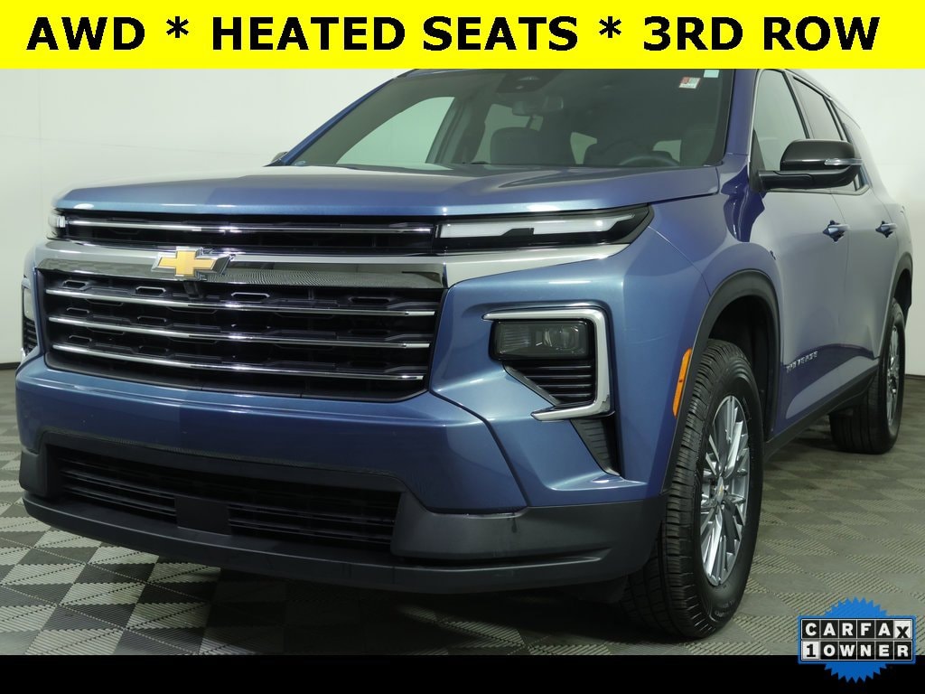 2025 Chevrolet Traverse LT's photo