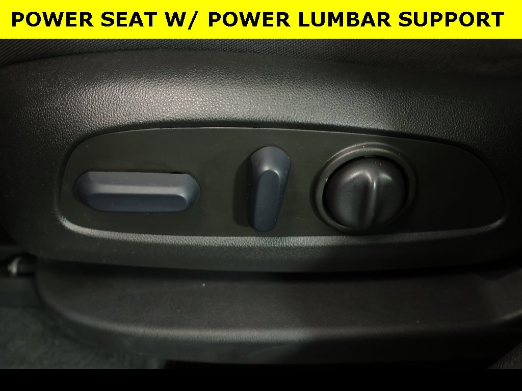 2023 Chevrolet Equinox LS photo 3