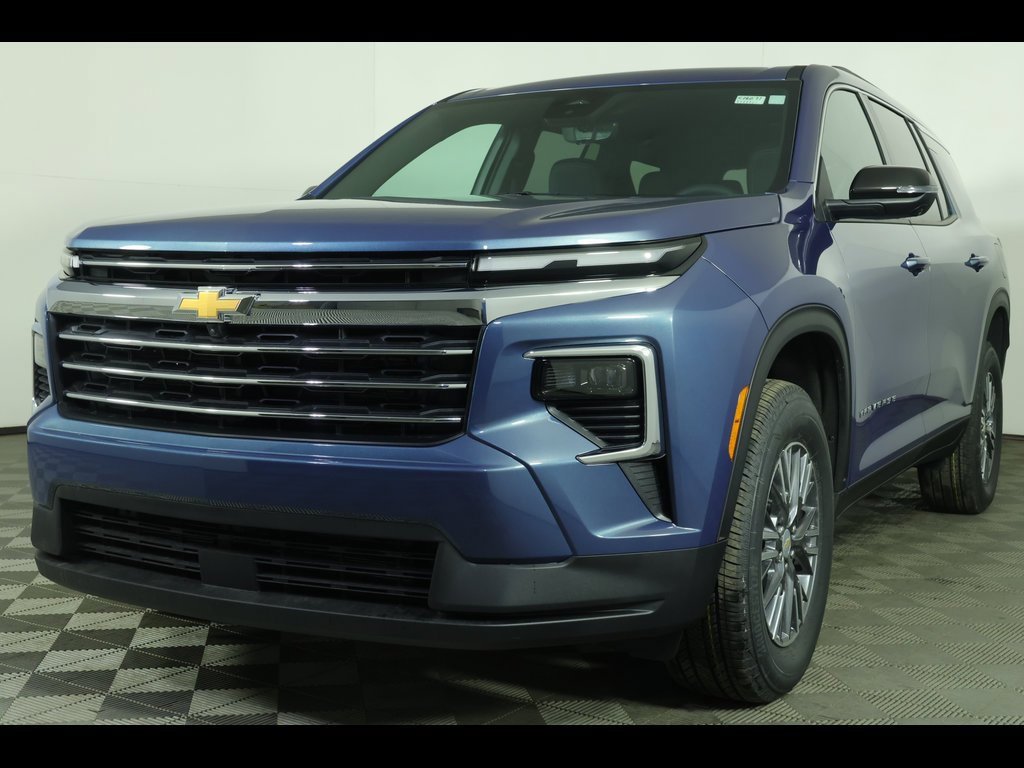 2026 Chevrolet Traverse LT's photo