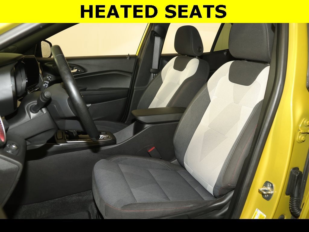 Used 2024 Chevrolet Trax 1RS SUV