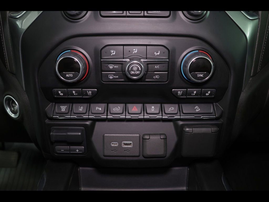 2022 Chevrolet Silverado 2500HD LTZ - Photo 25