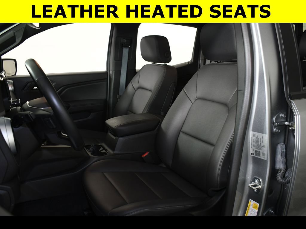 2023 Chevrolet Colorado LT photo 3