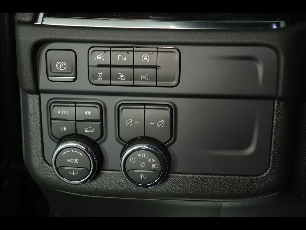 2026 Chevrolet Tahoe RST - Photo 15