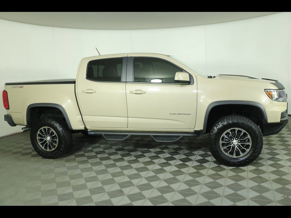 2021 Chevrolet Colorado ZR2 photo 2