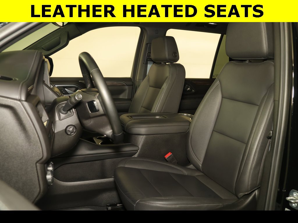 2023 Chevrolet Tahoe LT photo 3