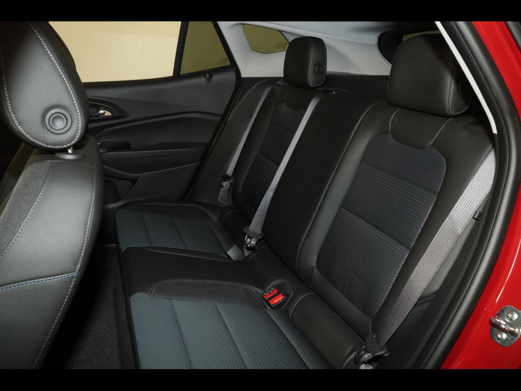 2026 Chevrolet Trax LT - Photo 19